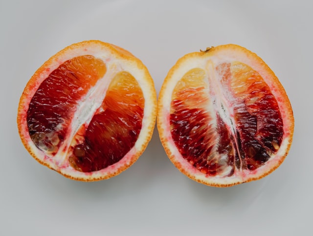 5 Reasons to Love Blood Orange Aromatherapy